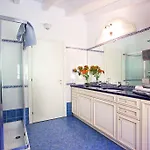 Belvedere Menaggio-4 Luxury Homes-by Italian Casa Paradiso, Apartmento Belvedere, Woon Belvedere Penthouse, Vh Bella Vista *