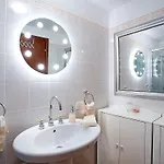 Belvedere Menaggio-4 Luxury Homes-by Italian Casa Paradiso, Apartmento Belvedere, Woon Belvedere Penthouse, Vh Bella Vista Menaggio