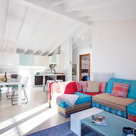 Belvedere Menaggio-4 Luxury Homes-by Italian Casa Paradiso, Apartmento Belvedere, Woon Belvedere Penthouse, Vh Bella Vista Menaggio