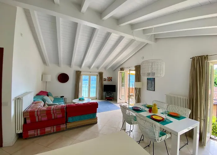 Belvedere Menaggio-4 Luxury Homes-by Italian Casa Paradiso, Apartmento Belvedere, Woon Belvedere Penthouse, Vh Bella Vista