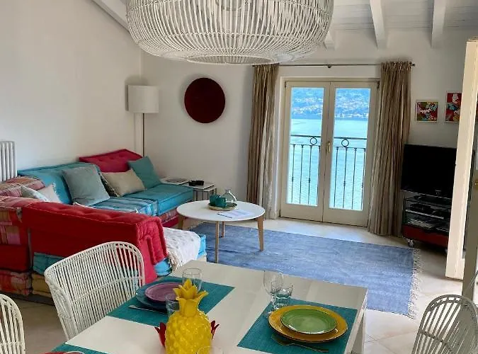 Belvedere Menaggio-4 Luxury Homes-by Italian Casa Paradiso, Apartmento Belvedere, Woon Belvedere Penthouse, Vh Bella Vista *