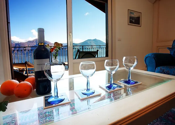 Belvedere Menaggio-4 Luxury Homes-by Italian Casa Paradiso, Apartmento Belvedere, Woon Belvedere Penthouse, Vh Bella Vista Menaggio