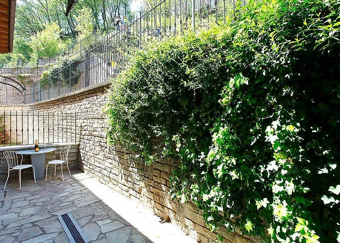 Apartman Belvedere Menaggio-4 Luxury Homes-by Italian Casa Paradiso, Apartmento Belvedere, Woon Belvedere Penthouse, Vh Bella Vista Menaggio