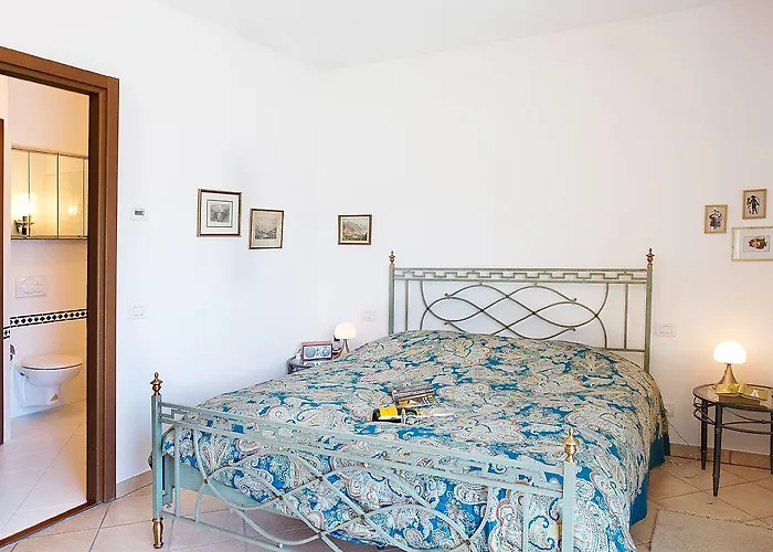 Apartman Belvedere Menaggio-4 Luxury Homes-by Italian Casa Paradiso, Apartmento Belvedere, Woon Belvedere Penthouse, Vh Bella Vista Menaggio