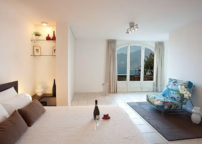 Apartman Belvedere Menaggio-4 Luxury Homes-by Italian Casa Paradiso, Apartmento Belvedere, Woon Belvedere Penthouse, Vh Bella Vista Menaggio