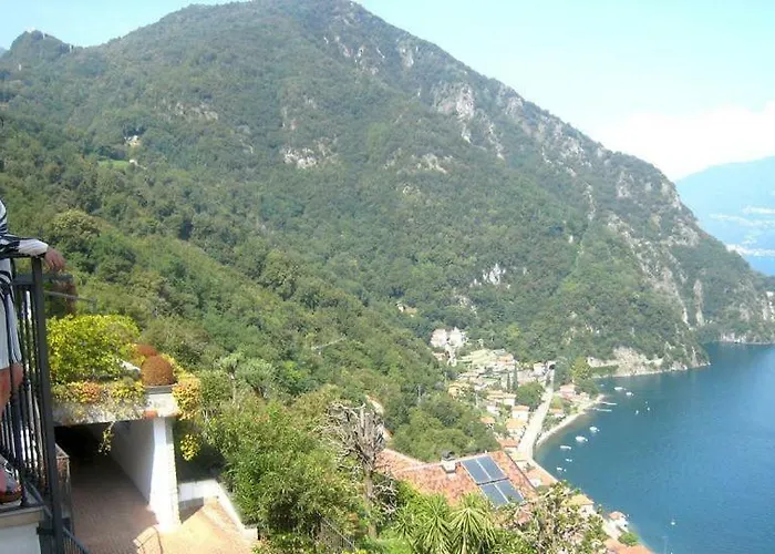 Belvedere Menaggio-4 Luxury Homes-by Italian Casa Paradiso, Apartmento Belvedere, Woon Belvedere Penthouse, Vh Bella Vista Apartman Menaggio