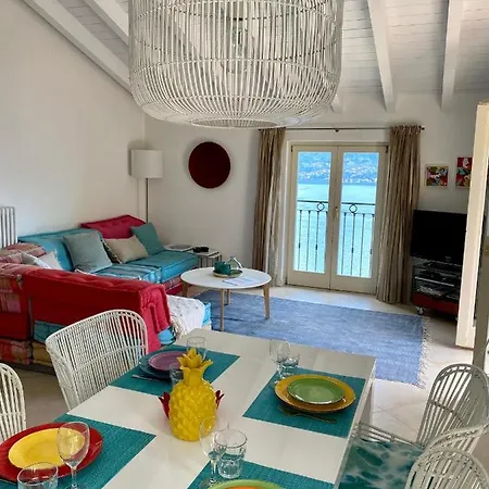 Belvedere Menaggio-4 Luxury Homes-by Italian Casa Paradiso, Apartmento Belvedere, Woon Belvedere Penthouse, Vh Bella Vista *