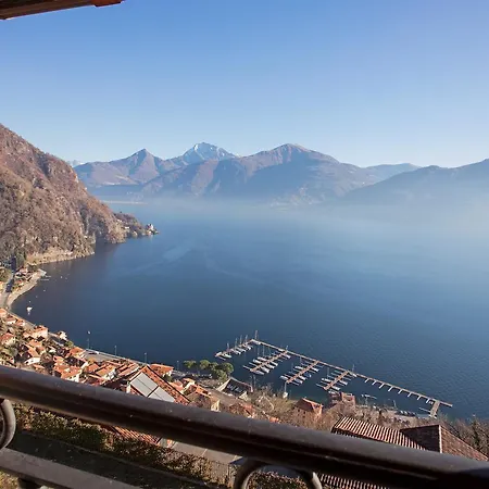 Apartment Belvedere Menaggio-4 Luxury Homes-by Italian Casa Paradiso, Apartmento Belvedere, Woon Belvedere Penthouse, Vh Bella Vista *