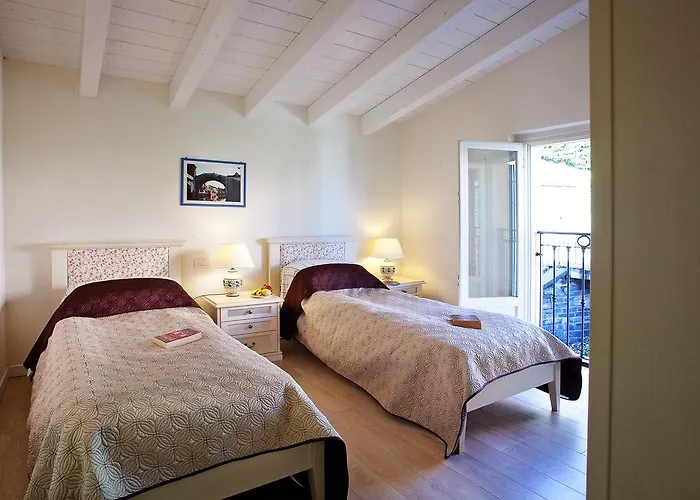 Belvedere Menaggio-4 Luxury Homes-by Italian Casa Paradiso, Apartmento Belvedere, Woon Belvedere Penthouse, Vh Bella Vista Appartement Menaggio