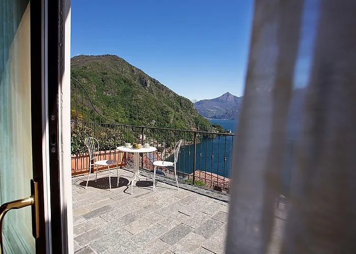 Belvedere Menaggio-4 Luxury Homes-by Italian Casa Paradiso, Apartmento Belvedere, Woon Belvedere Penthouse, Vh Bella Vista Menaggio