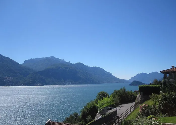 Belvedere Menaggio-4 Luxury Homes-by Italian Casa Paradiso, Apartmento Belvedere, Woon Belvedere Penthouse, Vh Bella Vista * Menaggio