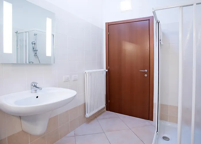 Belvedere Menaggio-4 Luxury Homes-by Italian Casa Paradiso, Apartmento Belvedere, Woon Belvedere Penthouse, Vh Bella Vista Appartement Menaggio