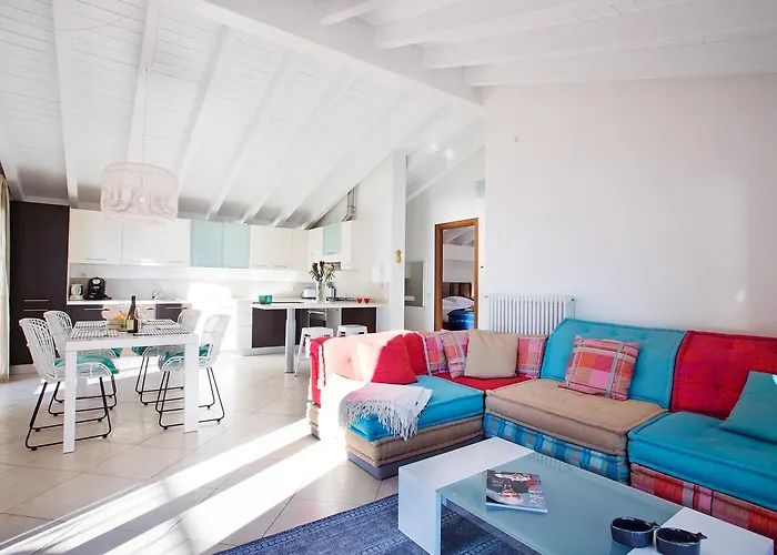 Belvedere Menaggio-4 Luxury Homes-by Italian Casa Paradiso, Apartmento Belvedere, Woon Belvedere Penthouse, Vh Bella Vista Menaggio