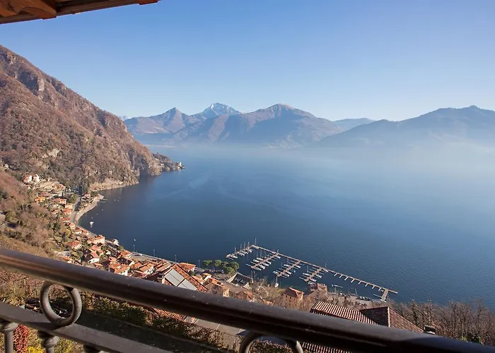 Appartement Belvedere Menaggio-4 Luxury Homes-by Italian Casa Paradiso, Apartmento Belvedere, Woon Belvedere Penthouse, Vh Bella Vista *