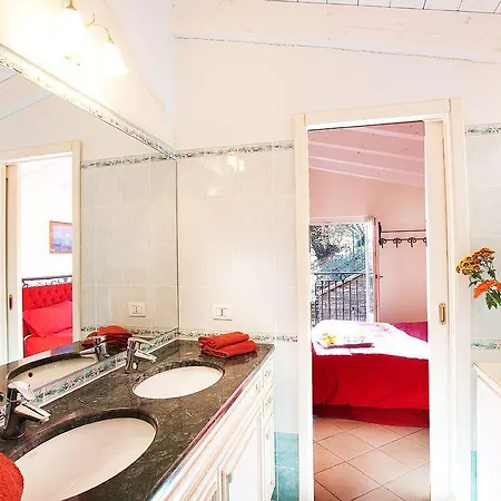 アパート Belvedere Menaggio-4 Luxury Homes-by Italian Casa Paradiso, Apartmento Belvedere, Woon Belvedere Penthouse, Vh Bella Vista メナッジョ